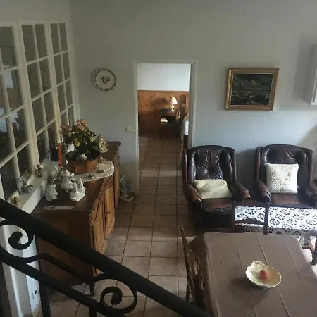 Holiday home Agreable Maison De Au Calme Avec Garage Cannes